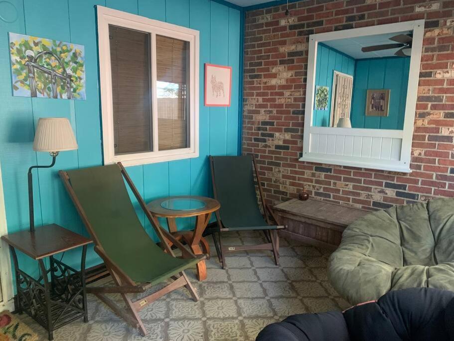 Family Friendly Downtown Home - Private Yard & Grill - Location, Location, Location! Athens Exterior foto