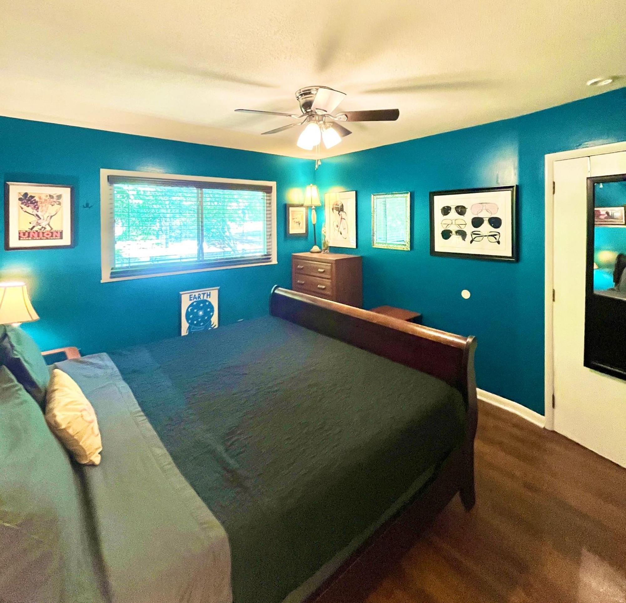 Family Friendly Downtown Home - Private Yard & Grill - Location, Location, Location! Athens Exterior foto